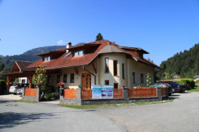 Гостиница Appartementhaus Sabine  Кёчах-Маутен